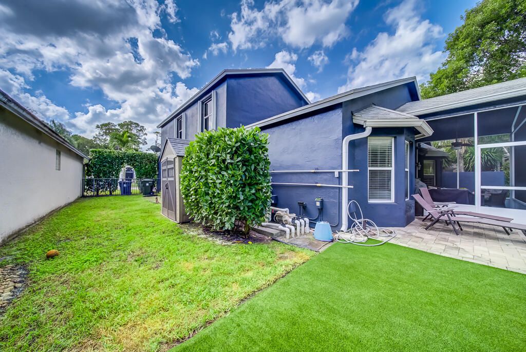 For Sale: $694,500 (3 beds, 2 baths, 2139 Square Feet)