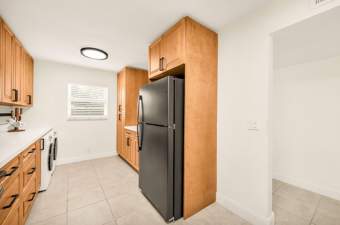 En Venta: $255,500 (2 camas, 2 baños, 1225 Pies cuadrados)