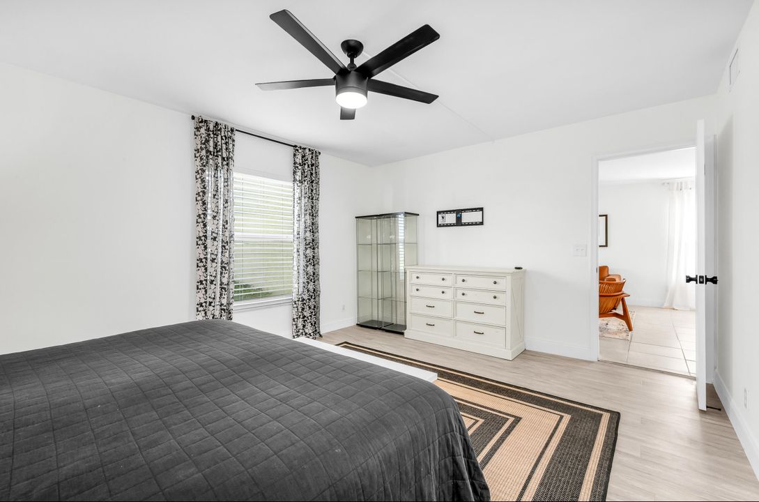 En Venta: $255,500 (2 camas, 2 baños, 1225 Pies cuadrados)