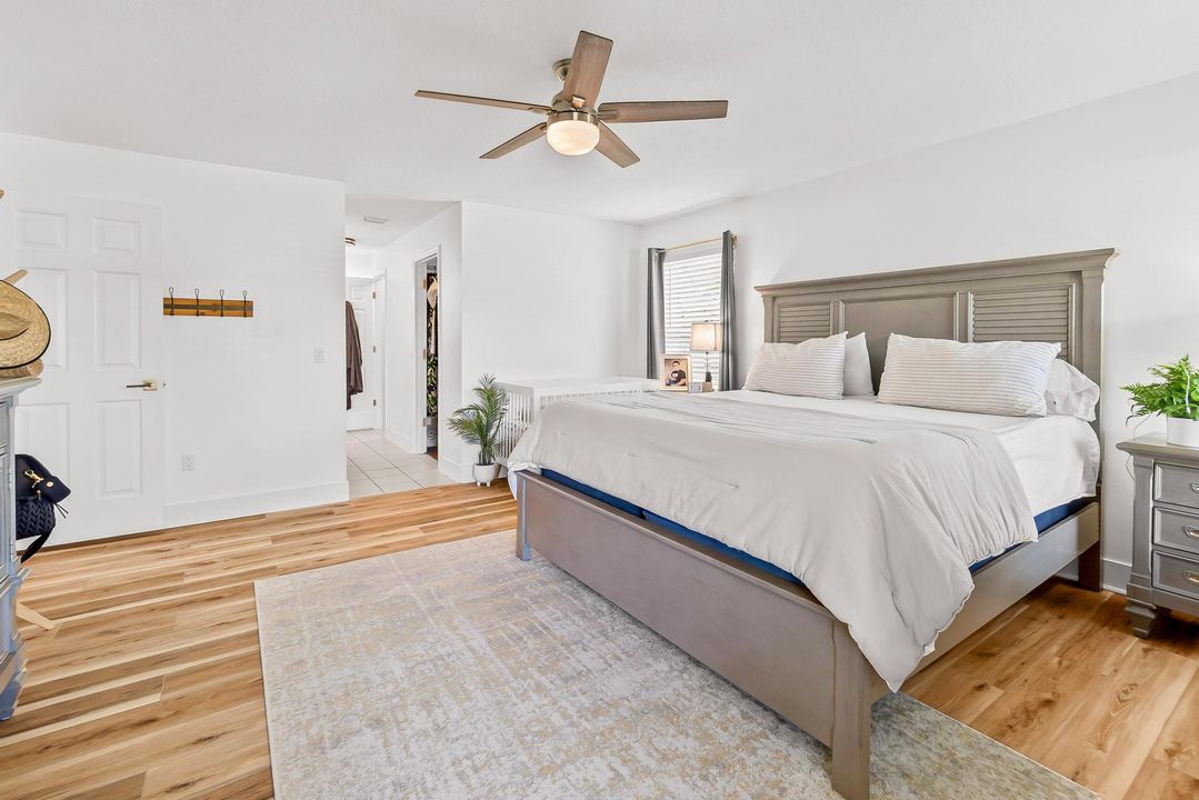 合同活跃: $389,999 (3 贝兹, 2 浴室, 1704 平方英尺)