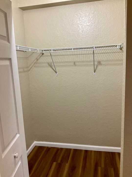 На продажу: $235,000 (3 спален, 2 ванн, 999 Квадратных фут)