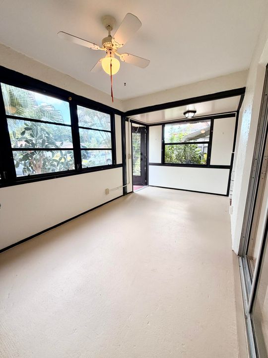 出租: $2,350 (2 贝兹, 2 浴室, 1200 平方英尺)