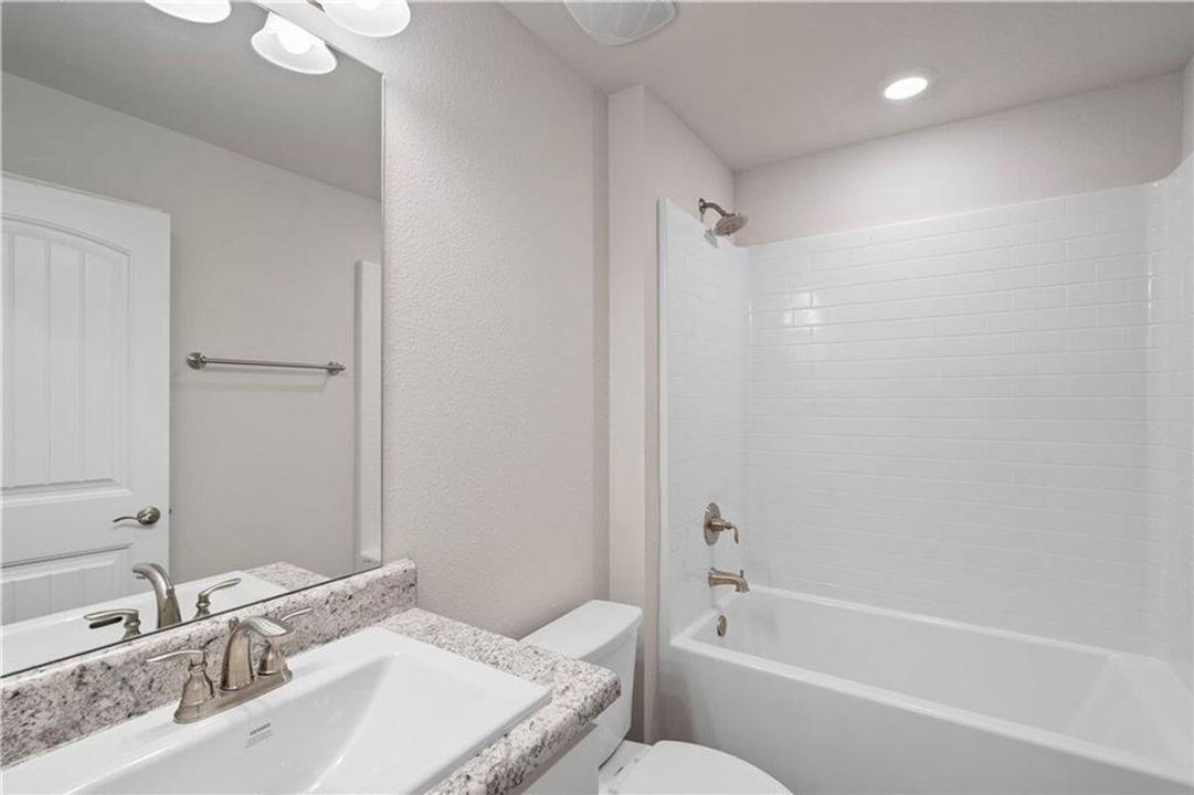 For Sale: $342,028 (4 beds, 2 baths, 1635 Square Feet)