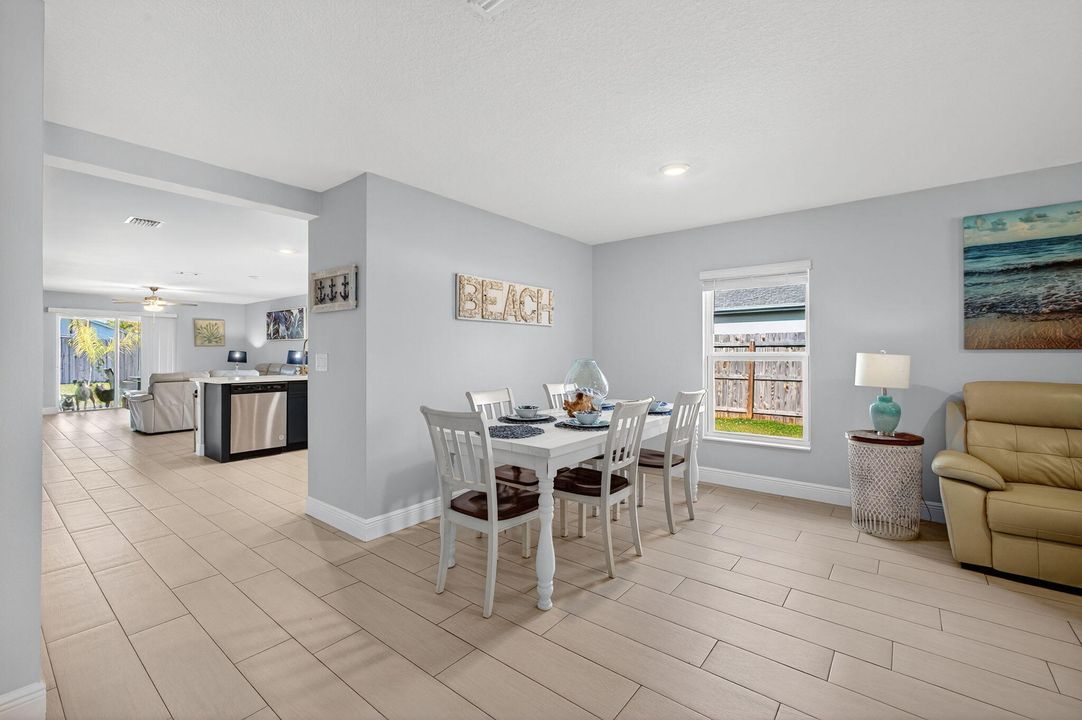 For Sale: $449,000 (4 beds, 2 baths, 1851 Square Feet)