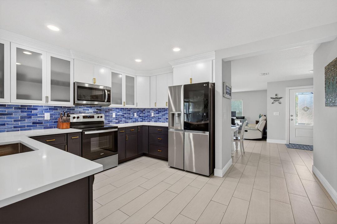 For Sale: $449,000 (4 beds, 2 baths, 1851 Square Feet)