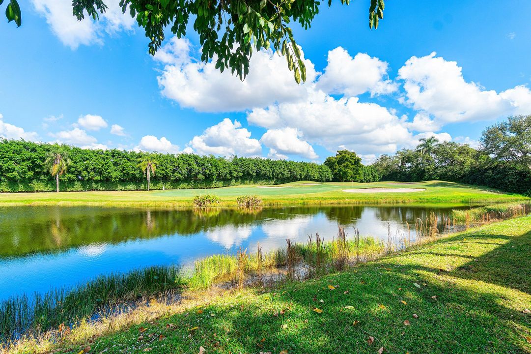 出租: $3,500 (3 贝兹, 2 浴室, 1800 平方英尺)