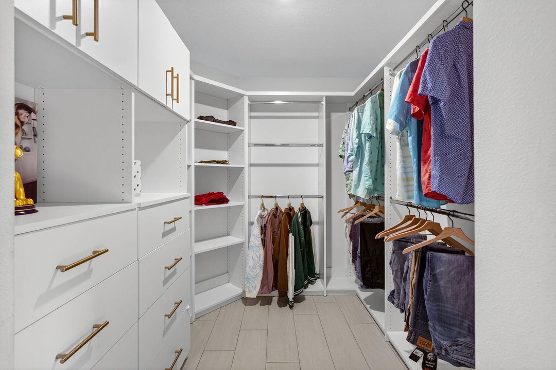 For Sale: $449,000 (4 beds, 2 baths, 1851 Square Feet)