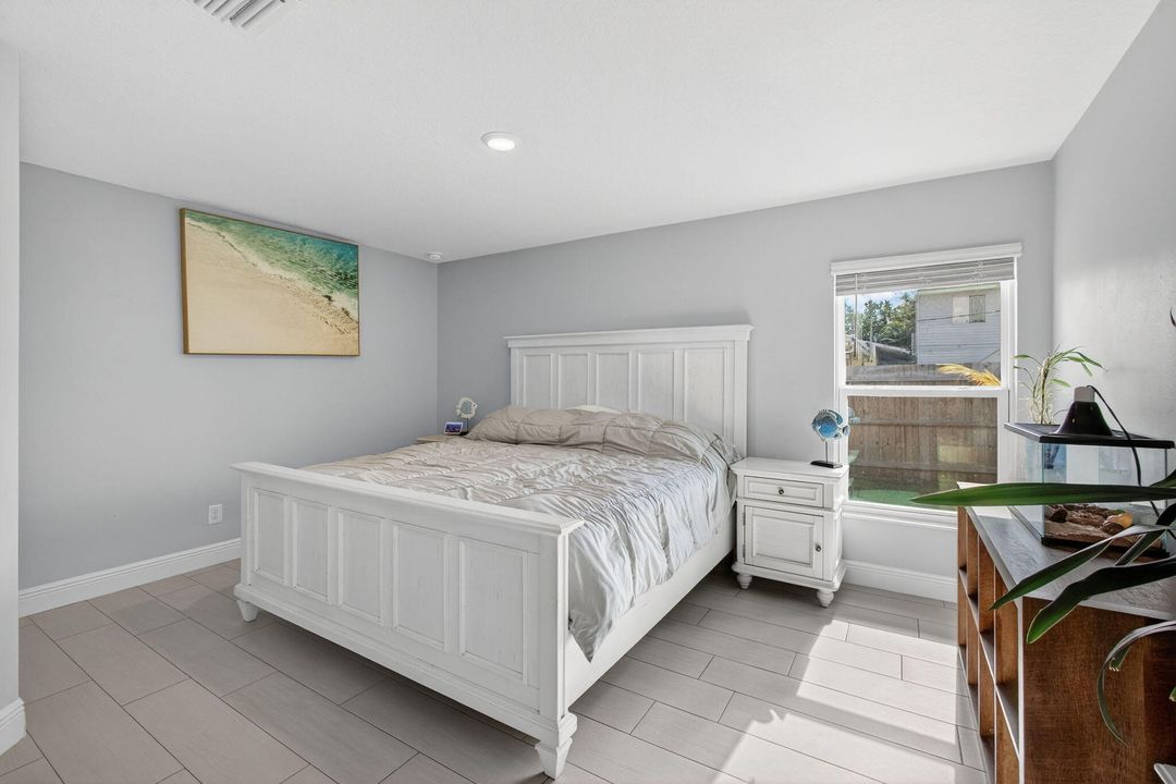 For Sale: $449,000 (4 beds, 2 baths, 1851 Square Feet)