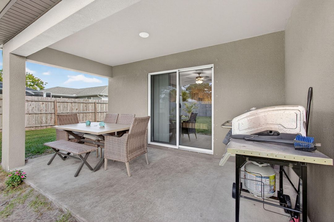 For Sale: $449,000 (4 beds, 2 baths, 1851 Square Feet)