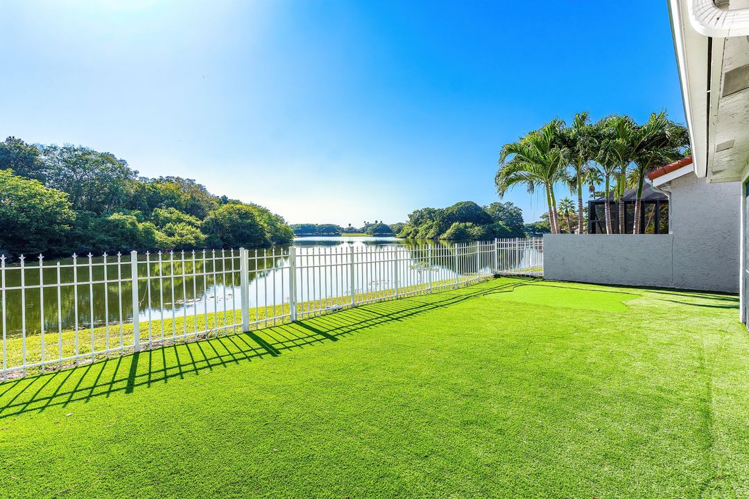 待售: $999,000 (4 贝兹, 3 浴室, 2573 平方英尺)