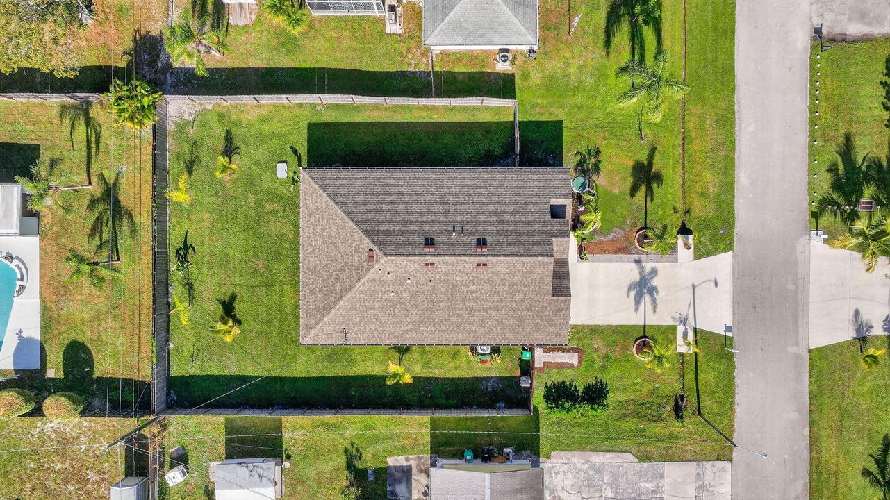 For Sale: $449,000 (4 beds, 2 baths, 1851 Square Feet)