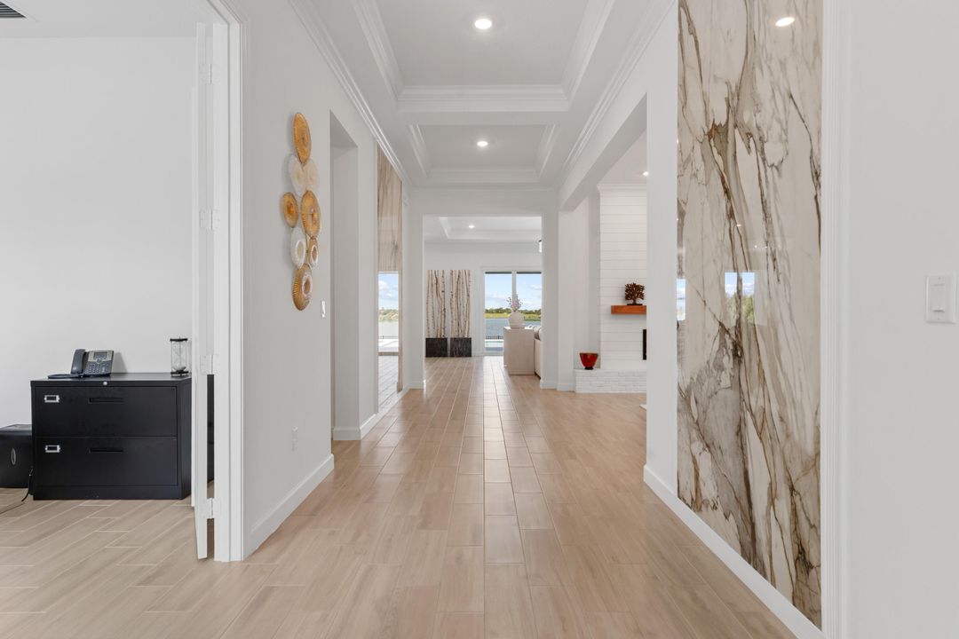 En Venta: $1,495,000 (4 camas, 3 baños, 3445 Pies cuadrados)