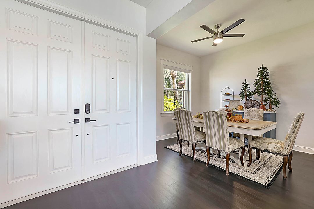 Active With Contract: $679,000 (3 beds, 3 baths, 2135 Square Feet)