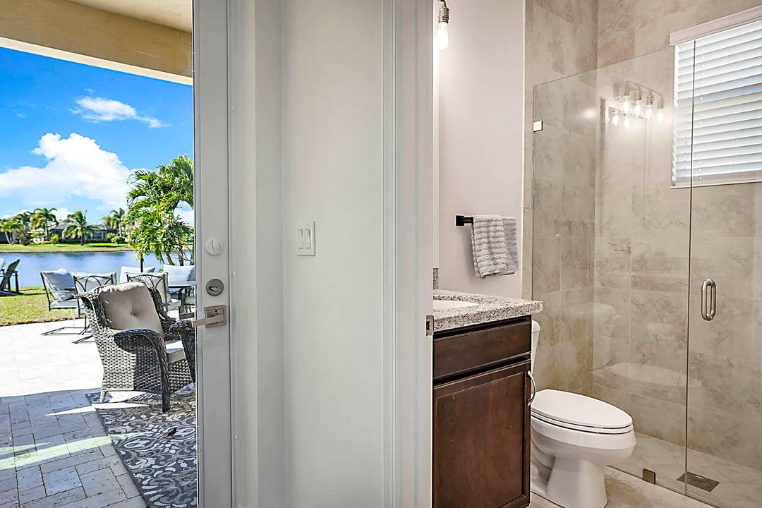 Active With Contract: $679,000 (3 beds, 3 baths, 2135 Square Feet)