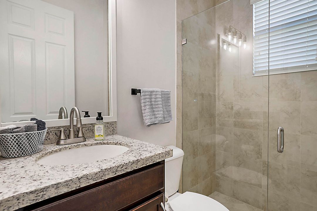 Active With Contract: $679,000 (3 beds, 3 baths, 2135 Square Feet)