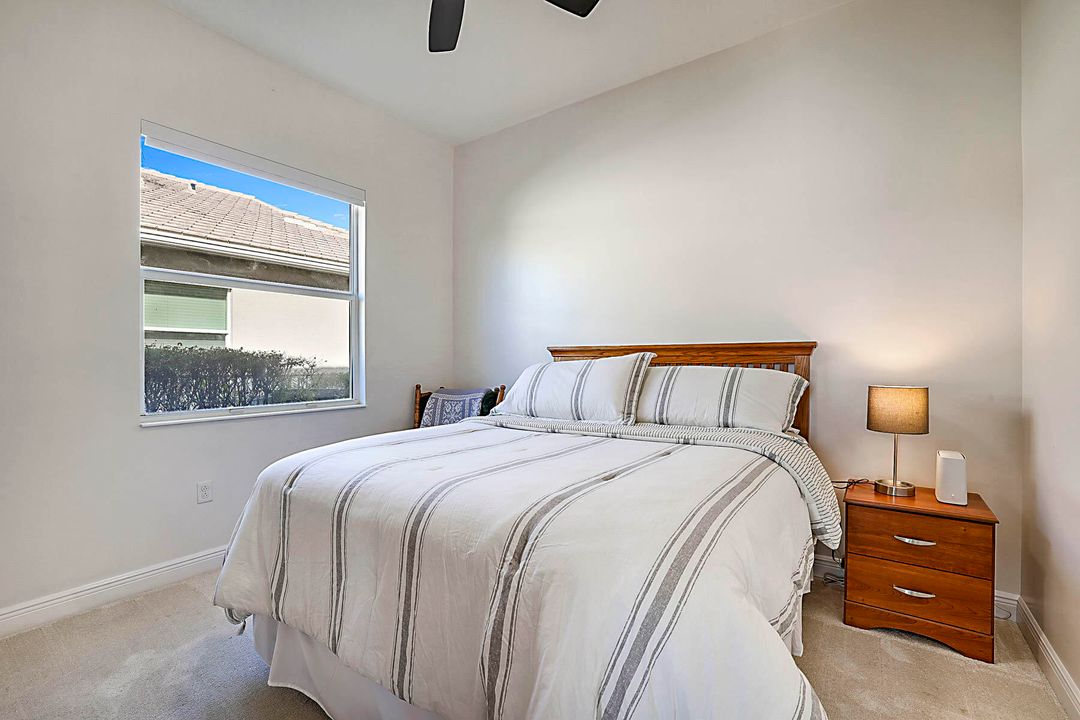 Active With Contract: $679,000 (3 beds, 3 baths, 2135 Square Feet)