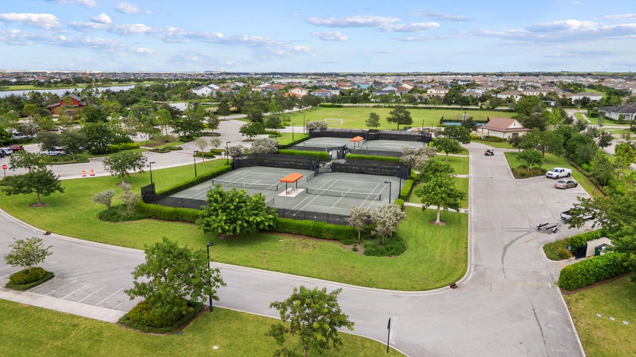 En Venta: $1,495,000 (4 camas, 3 baños, 3445 Pies cuadrados)