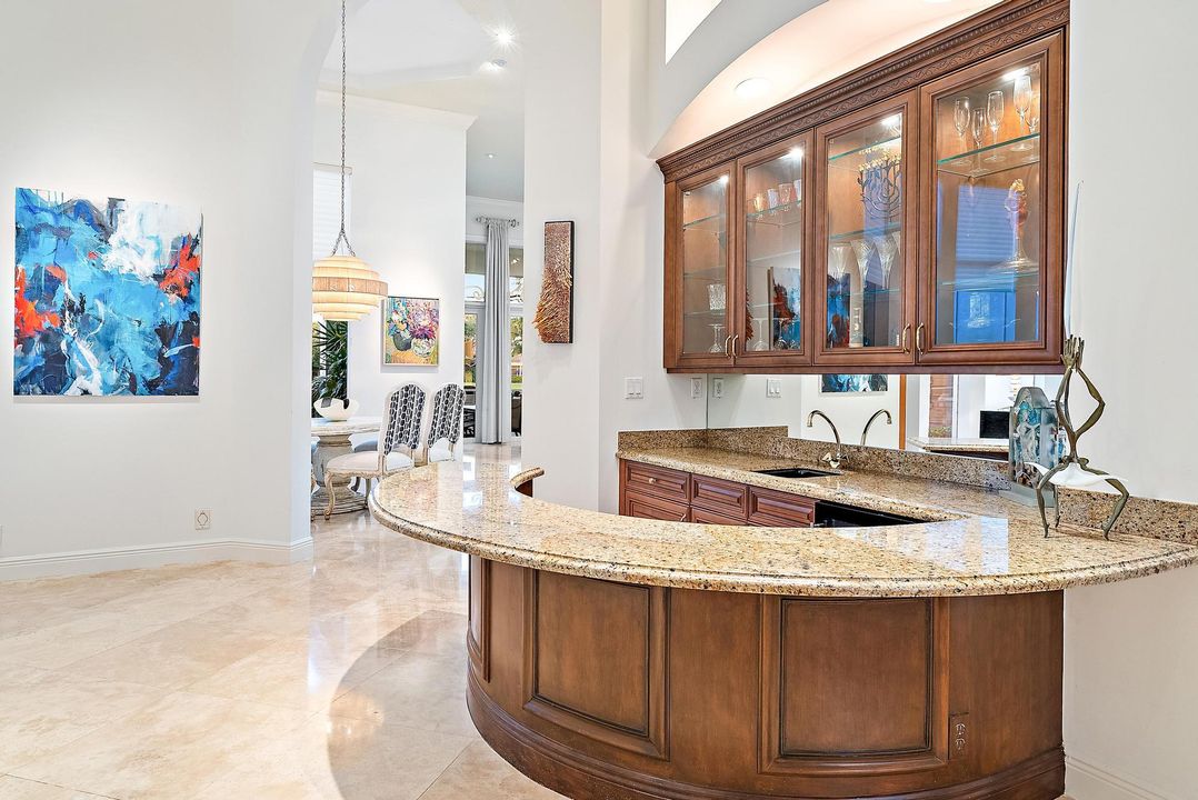 На продажу: $3,125,000 (4 спален, 4 ванн, 4750 Квадратных фут)