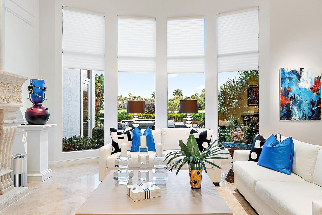 На продажу: $3,125,000 (4 спален, 4 ванн, 4750 Квадратных фут)