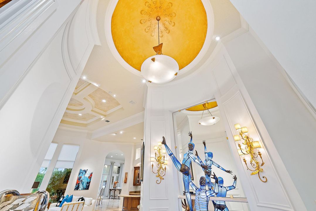 На продажу: $3,125,000 (4 спален, 4 ванн, 4750 Квадратных фут)