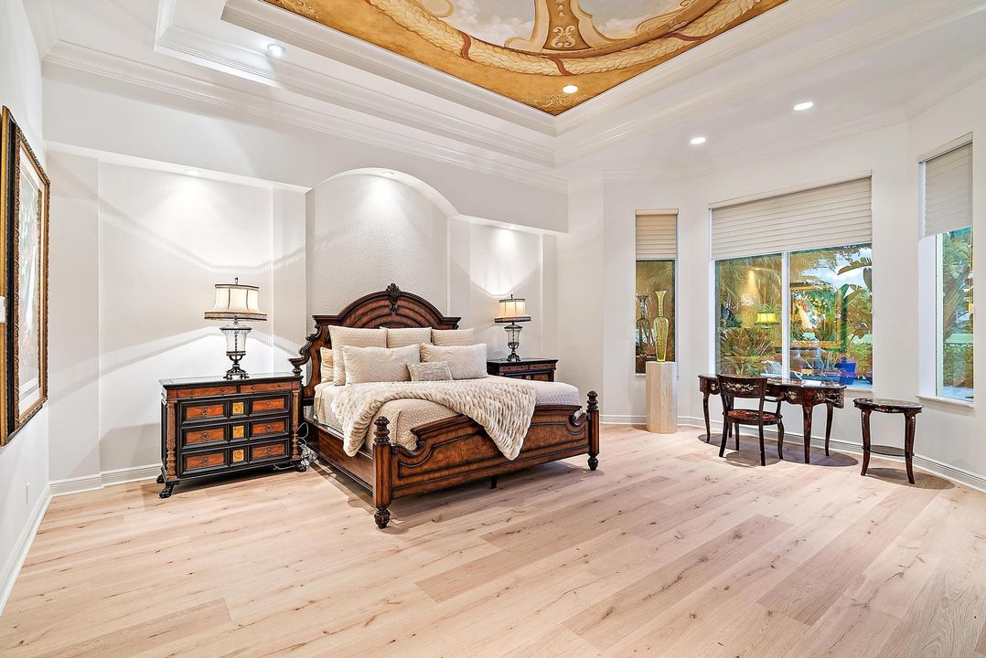 На продажу: $3,125,000 (4 спален, 4 ванн, 4750 Квадратных фут)