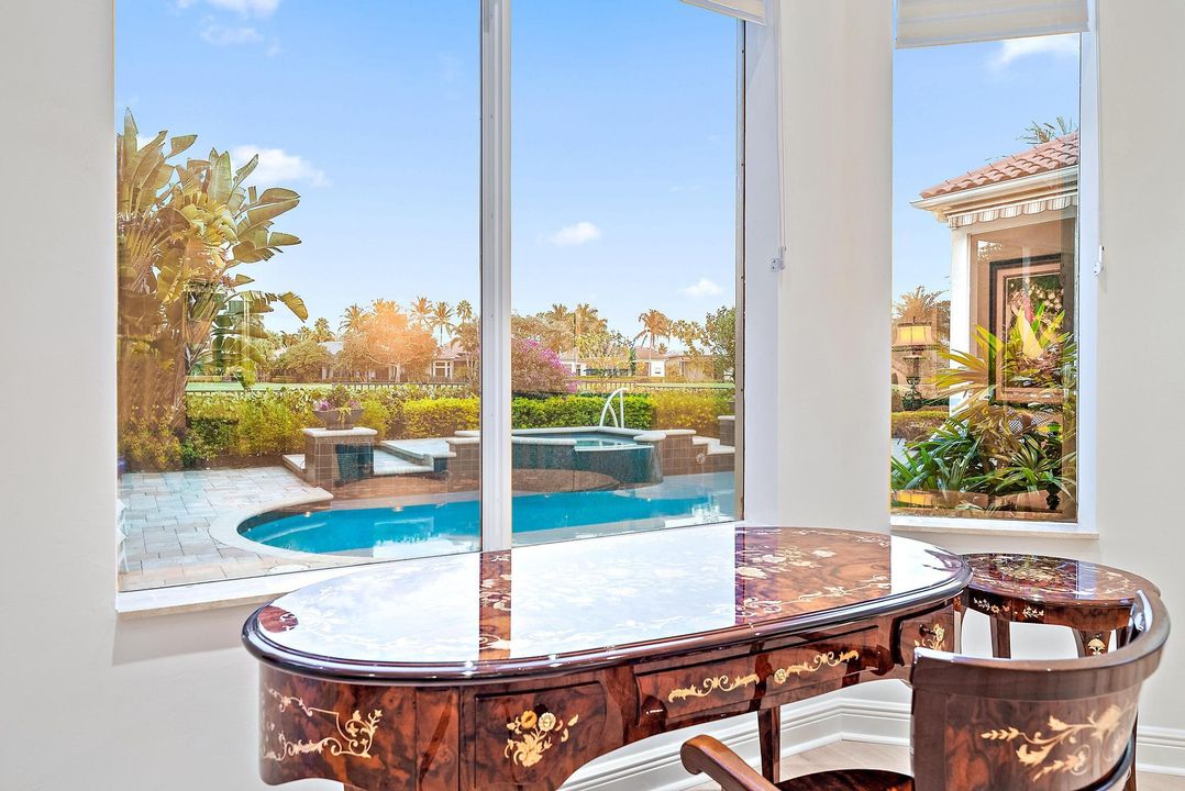 На продажу: $3,125,000 (4 спален, 4 ванн, 4750 Квадратных фут)