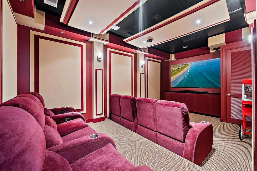 На продажу: $3,125,000 (4 спален, 4 ванн, 4750 Квадратных фут)