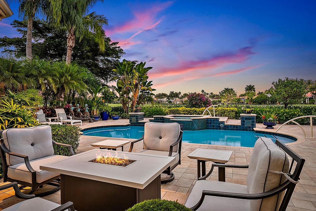 На продажу: $3,125,000 (4 спален, 4 ванн, 4750 Квадратных фут)