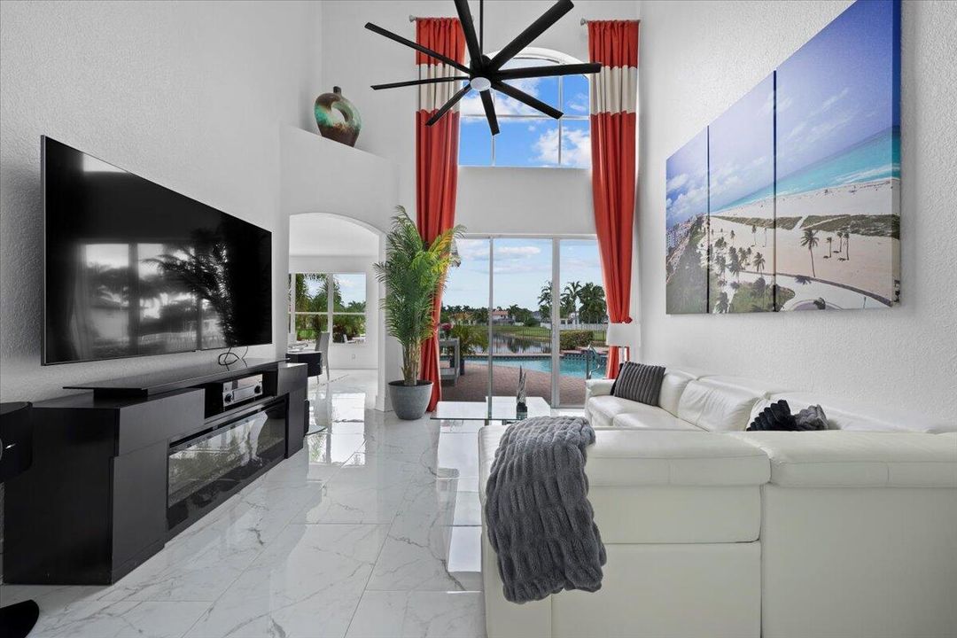 For Sale: $985,000 (4 beds, 3 baths, 2753 Square Feet)