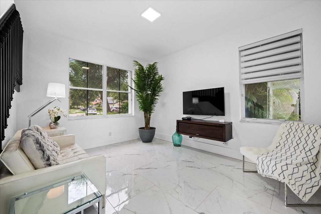 For Sale: $985,000 (4 beds, 3 baths, 2753 Square Feet)