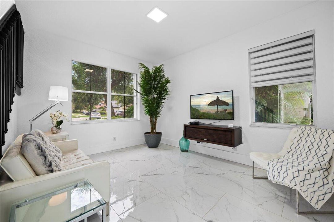 For Sale: $985,000 (4 beds, 3 baths, 2753 Square Feet)