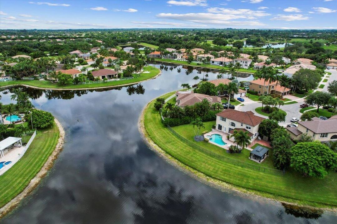 For Sale: $985,000 (4 beds, 3 baths, 2753 Square Feet)