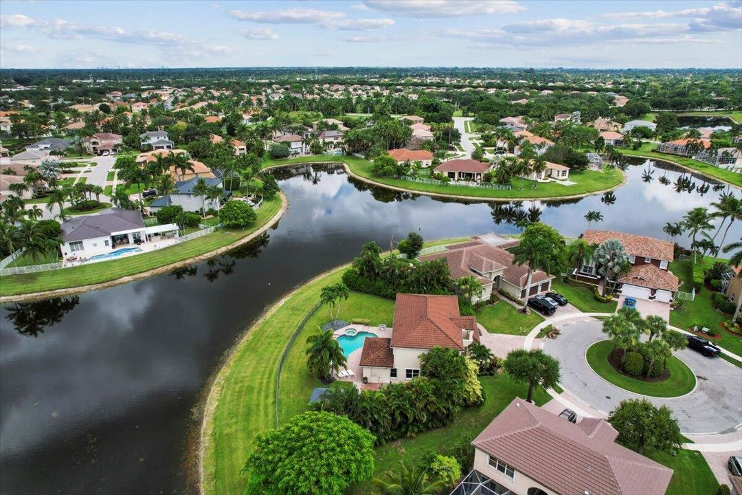 For Sale: $985,000 (4 beds, 3 baths, 2753 Square Feet)