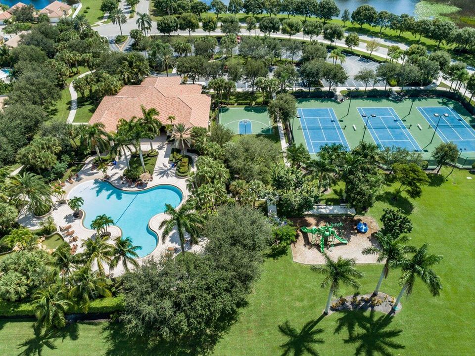 For Sale: $985,000 (4 beds, 3 baths, 2753 Square Feet)