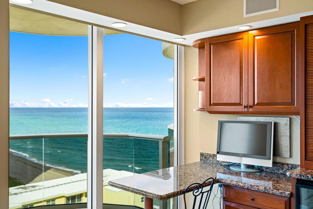 For Sale: $2,950,000 (3 beds, 3 baths, 2296 Square Feet)