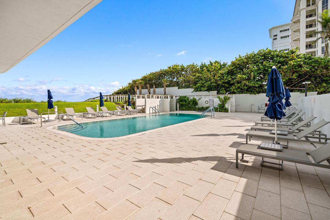 For Sale: $2,950,000 (3 beds, 3 baths, 2296 Square Feet)