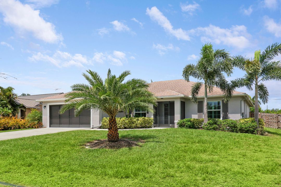 合同活跃: $2,995 (4 贝兹, 2 浴室, 1875 平方英尺)