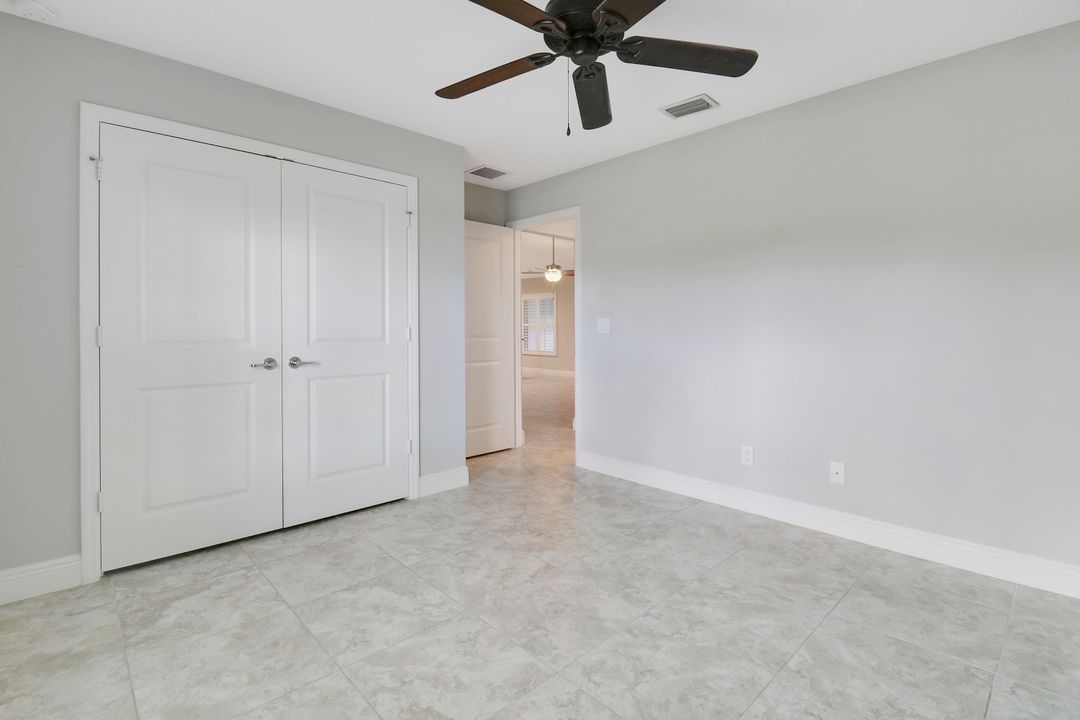 合同活跃: $2,995 (4 贝兹, 2 浴室, 1875 平方英尺)