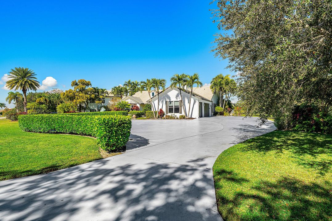 For Sale: $3,750,000 (5 beds, 4 baths, 3702 Square Feet)