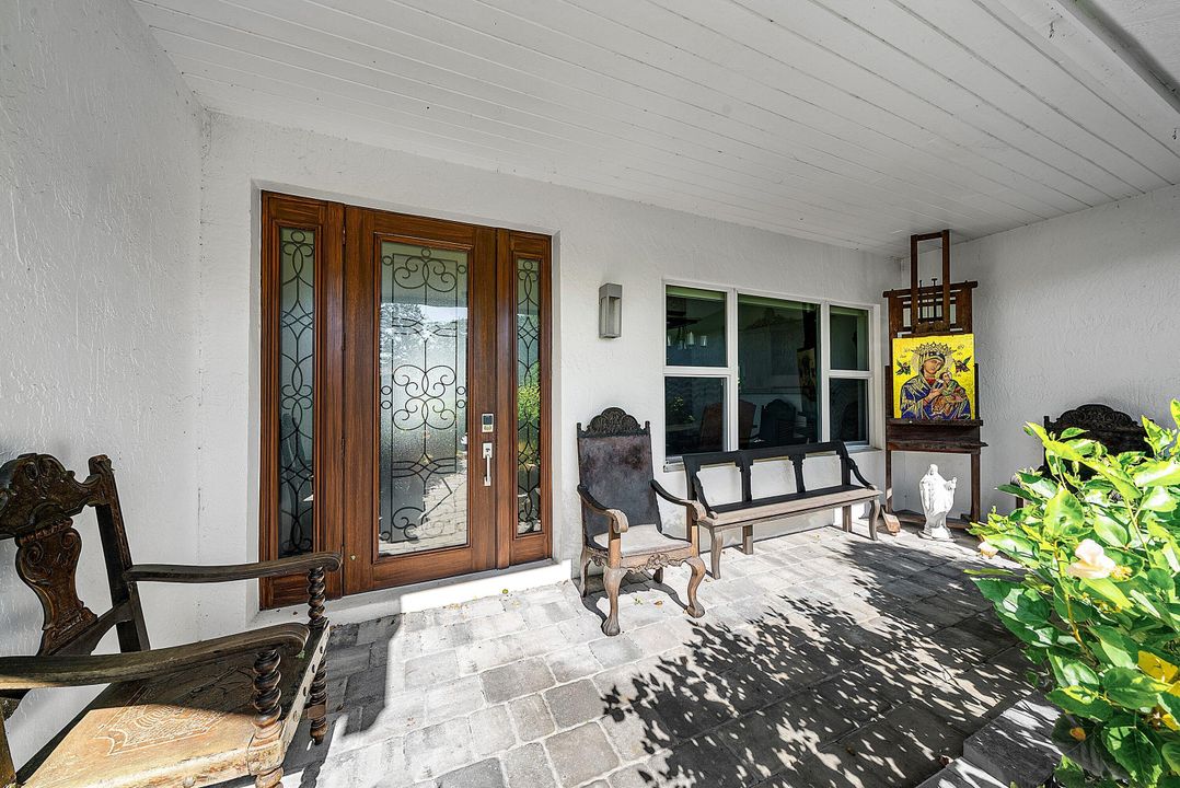 For Sale: $3,750,000 (5 beds, 4 baths, 3702 Square Feet)