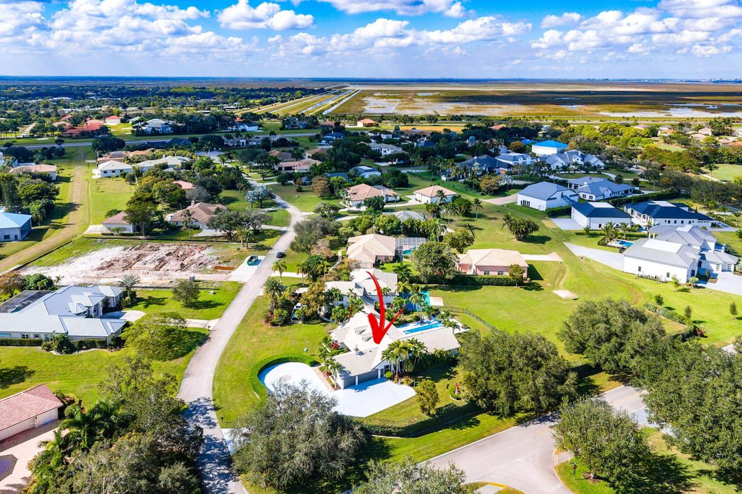 For Sale: $3,750,000 (5 beds, 4 baths, 3702 Square Feet)