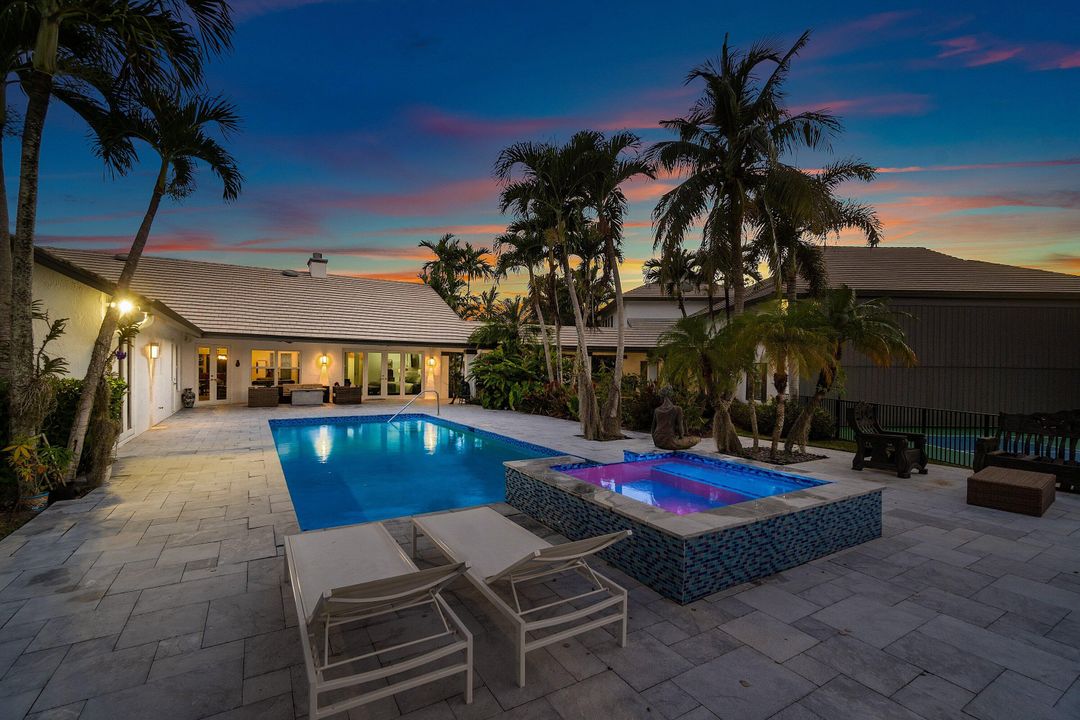 For Sale: $3,750,000 (5 beds, 4 baths, 3702 Square Feet)