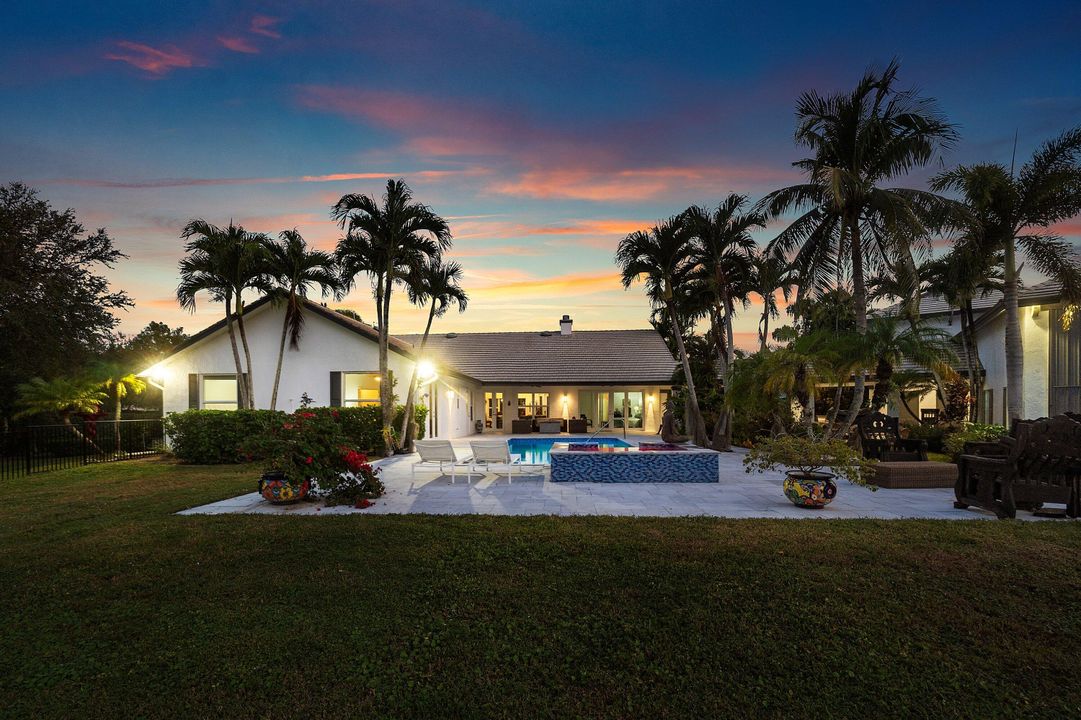 For Sale: $3,750,000 (5 beds, 4 baths, 3702 Square Feet)