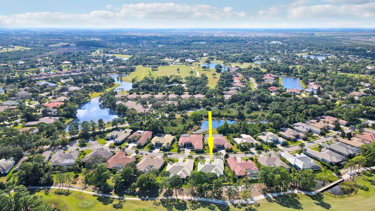 For Sale: $1,100,000 (4 beds, 4 baths, 3882 Square Feet)