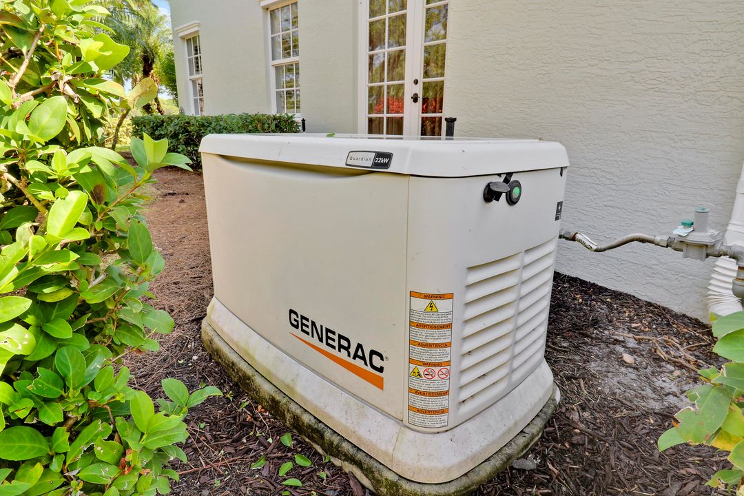 For Sale: $1,100,000 (4 beds, 4 baths, 3882 Square Feet)