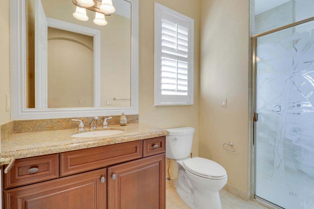 For Sale: $1,100,000 (4 beds, 4 baths, 3882 Square Feet)