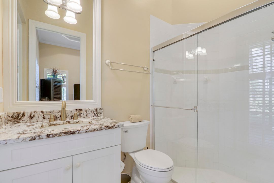 For Sale: $1,100,000 (4 beds, 4 baths, 3882 Square Feet)