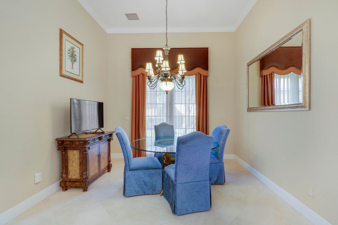 For Sale: $1,100,000 (4 beds, 4 baths, 3882 Square Feet)