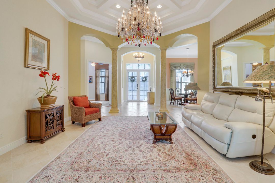 For Sale: $1,100,000 (4 beds, 4 baths, 3882 Square Feet)