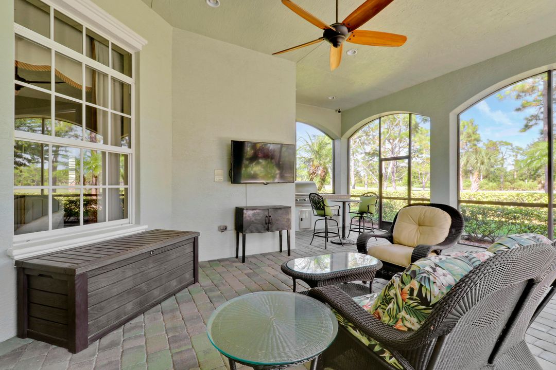 For Sale: $1,100,000 (4 beds, 4 baths, 3882 Square Feet)